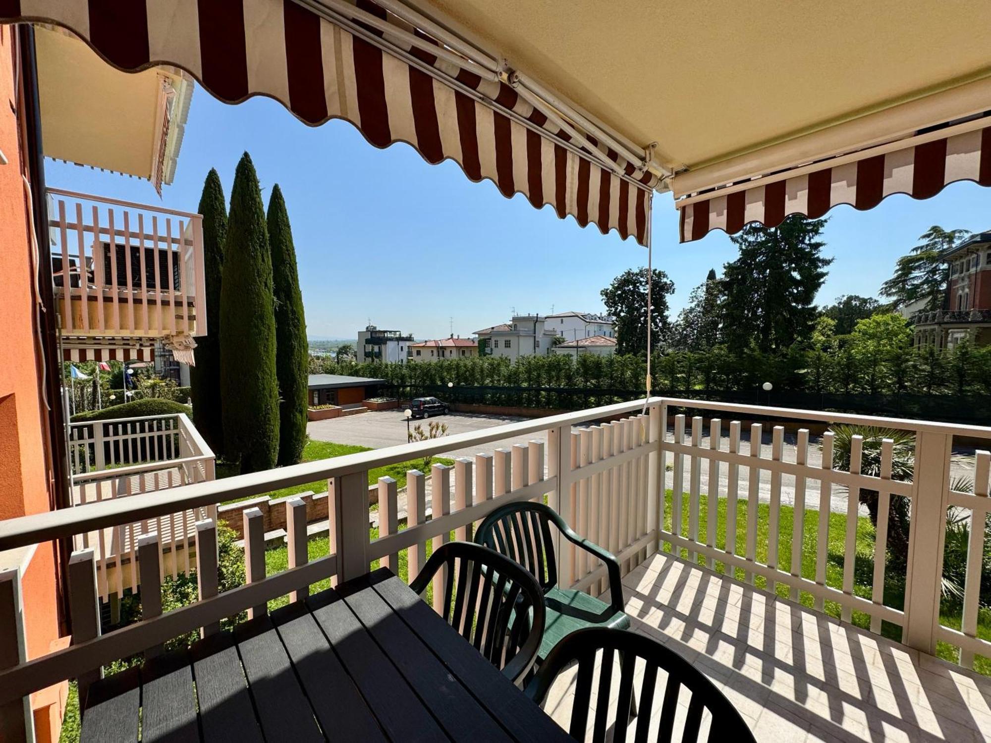 Easy Apartments Peschiera Peschiera del Garda Kültér fotó